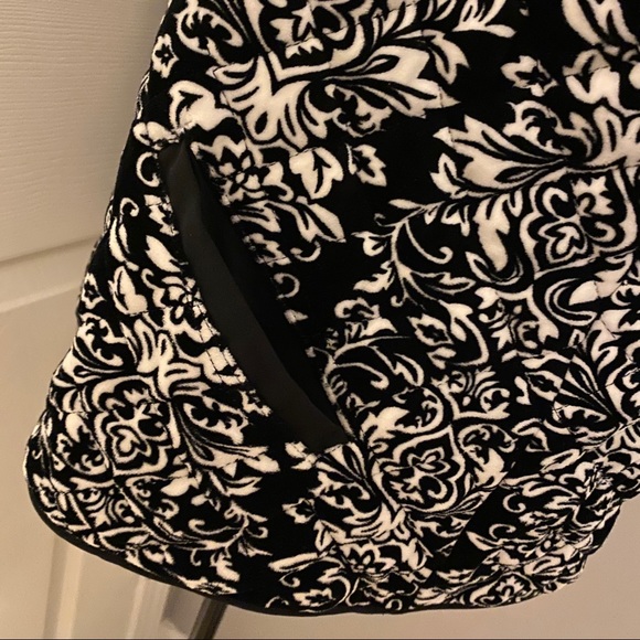 CHARTER CLUB Zip-Up Winter Manor Quilted Vest - Picture 5 of 7